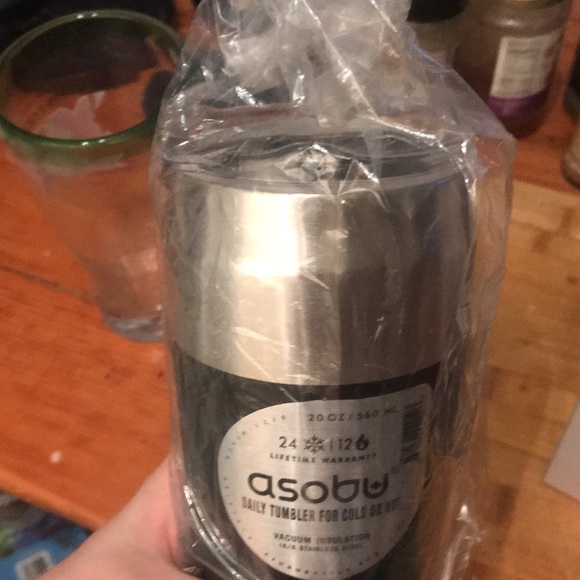 100 percent leak proof vacuum insulated coffee travel mug in box - Picture 3 of 3